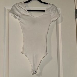Size XS Express White Ribbed Short Sleeve Bodysuit